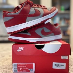 Nike Dunk low”UNLV” VNDS